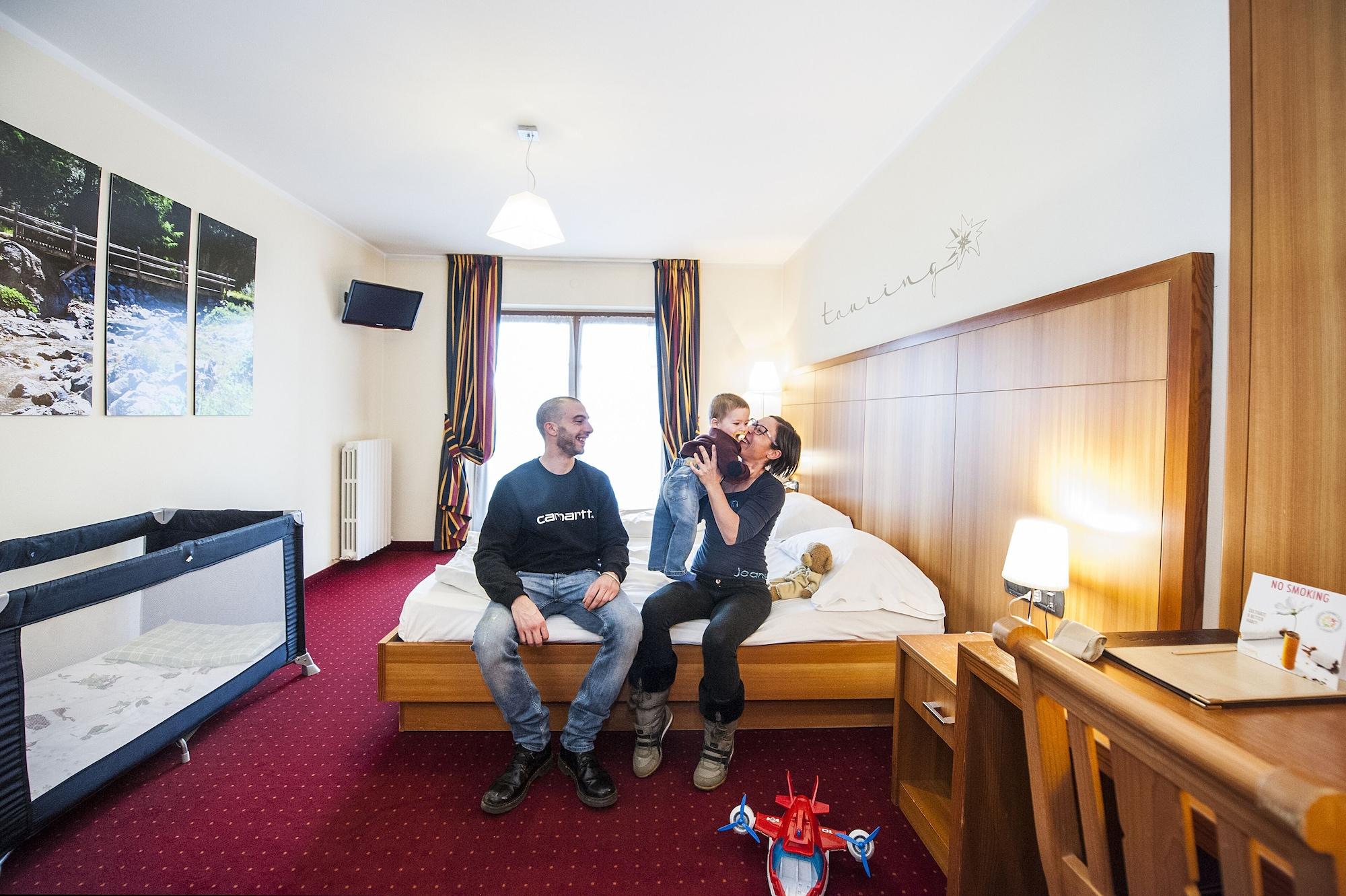 Hotel Touring 4*
